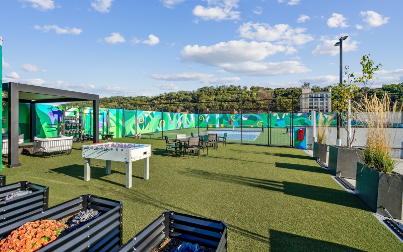 Exterior Amenities